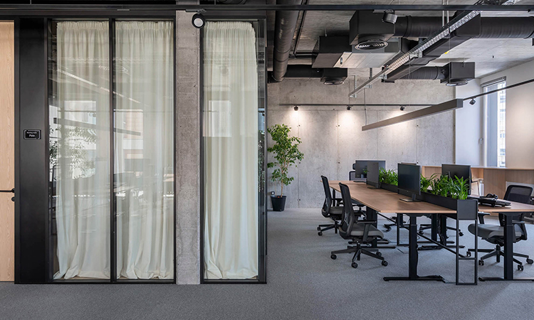 上海辦公室裝修怎么更省錢？選擇專業靠譜的上海辦公室裝修公司