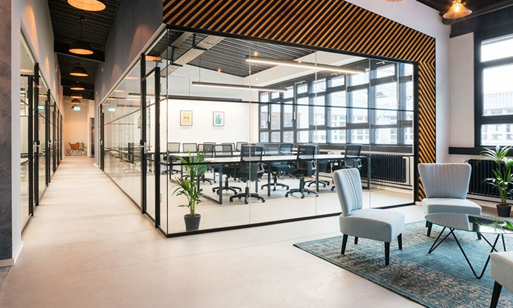 上海辦公室裝修公司相對于裝修隊有哪些優勢和區別呢？