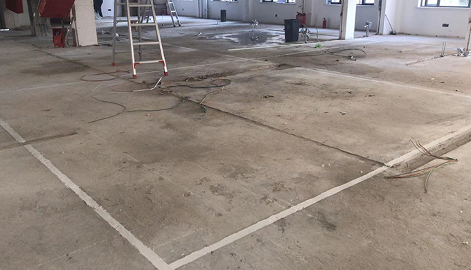 漕河涇國際孵化中心辦公室裝修現(xiàn)場手機拍攝 漕河涇國際孵化中心辦公室裝修現(xiàn)場手機拍攝