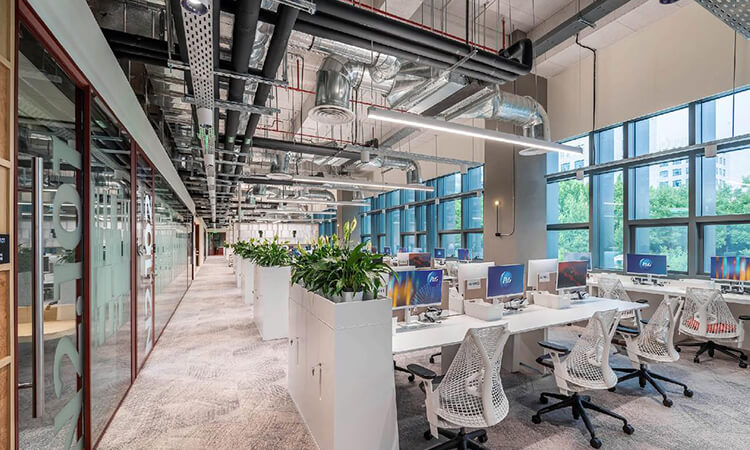 開放式員工辦公區(qū)裝修設計完工圖