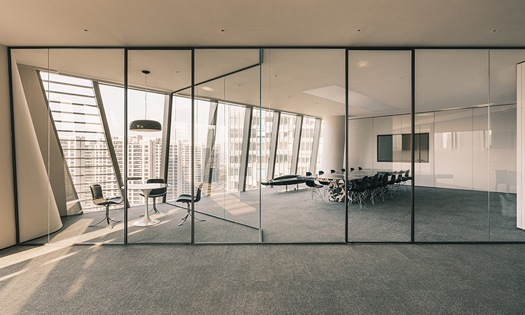 高層寫字樓落地玻璃會議室 高層寫字樓落地玻璃會議室