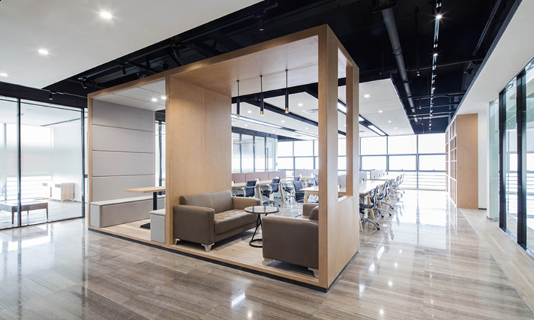 上海原木風辦公室裝修竣工效果
