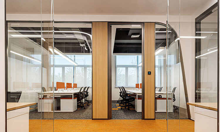 小型園區玻璃隔斷辦公室 小型園區玻璃隔斷辦公室